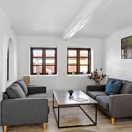 Prázdninový dům 4 Bedroom Awesome In Rudkøbing